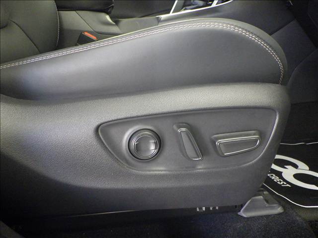 トヨタ カローラＦＸ ２．５ ハイブリッド ＤＸ Ｅ－ＦＯＵＲ ４ＷＤ R5年 (九州・沖縄) 99