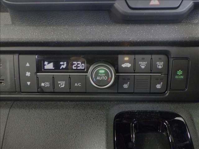 ホンダ Ｎ　ＢＯＸ カスタム ６６０ R6年 (九州・沖縄) 99