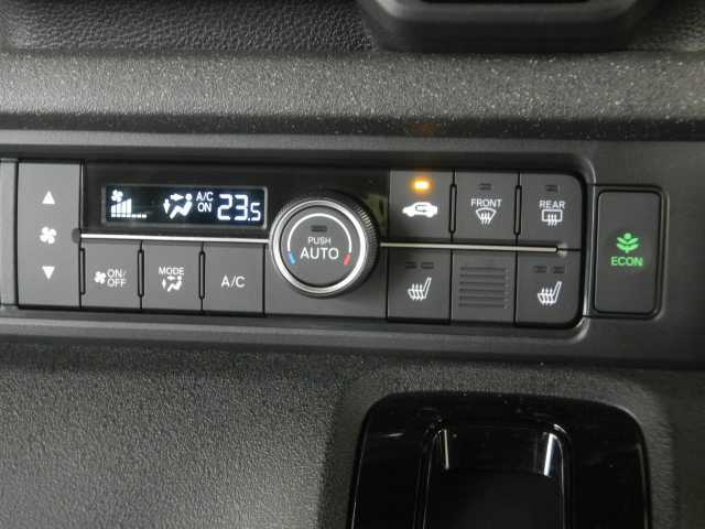 ホンダ Ｎ　ＢＯＸ カスタム ６６０ R6年 (九州・沖縄) 99