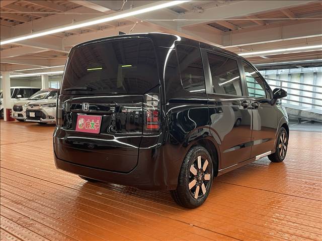 ホンダ フリード Ｅ：ＨＥＶ ＡＩＲ ＥＸ ６人 R8年 (九州・沖縄) 99