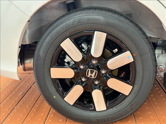 ホンダ フリード Ｅ：ＨＥＶ ＡＩＲ ＥＸ ６人 R8年 (九州・沖縄) 99