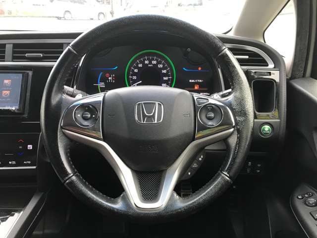ホンダ シャトル １．５ ハイブリッド Ｚ H29年 (九州・沖縄) 99