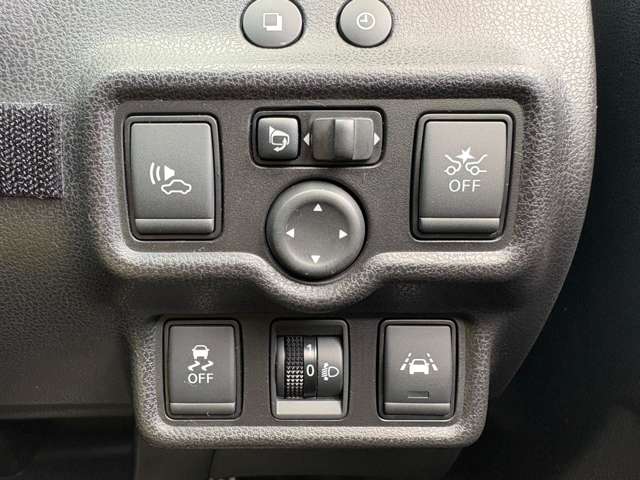 日産 ノート １．２ Ｅ－ＰＯＷＥＲ ＮＩＳＭＯ H30年 (九州・沖縄) 99