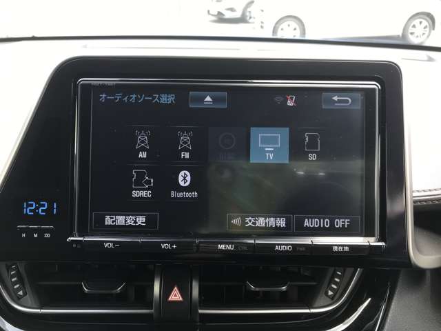 トヨタ Ｃ−ＨＲ ハイブリッド １．８ Ｇ H29年 (九州・沖縄) 99