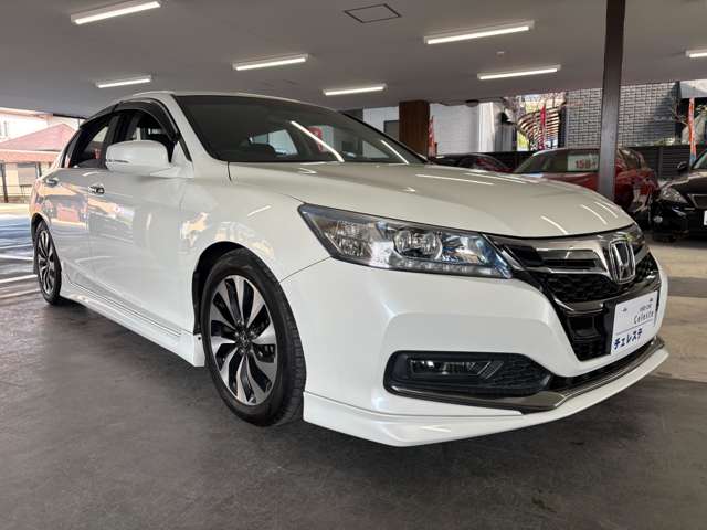 ホンダ アコード　ハイブリッド ２．０ ＬＸ H26年 (九州・沖縄) 99