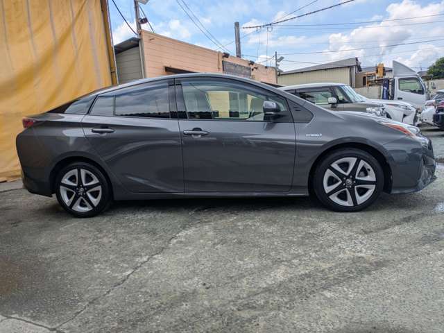 トヨタ プリウス １．８ Ｓ ツーリングセレクション H28年 (九州・沖縄) 99