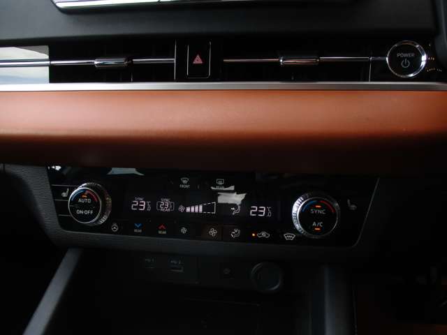 三菱 アウトランダーＰＨＥＶ ＰＨＥＶ ２．４ Ｐ ４ＷＤ R4年 (九州・沖縄) 99