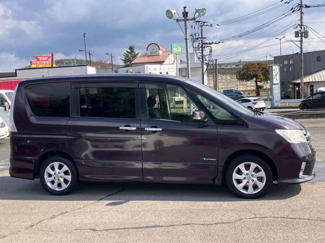 日産 セレナ ２．０ ハイウェイスター Ｓ－ＨＹＢＲＩＤ H25年 (九州・沖縄) 99
