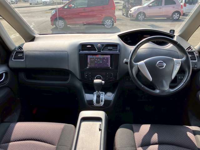 日産 セレナ ２．０ ハイウェイスター Ｓ－ＨＹＢＲＩＤ H25年 (九州・沖縄) 99