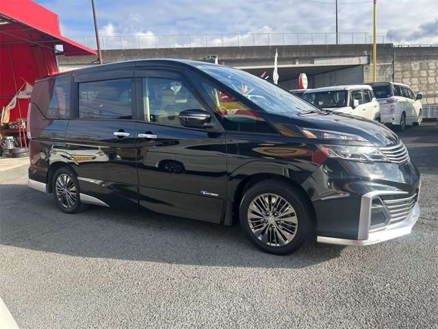 日産 セレナ ２．０ ライダー プロパイロット エディション H29年 (九州・沖縄) 99