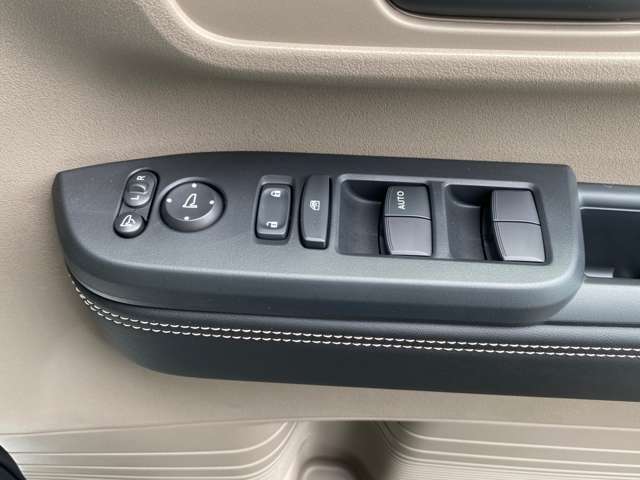 ホンダ Ｎ　ＢＯＸ ジョイ ６６０ ターボ ２トーン R7年 (九州・沖縄) 99