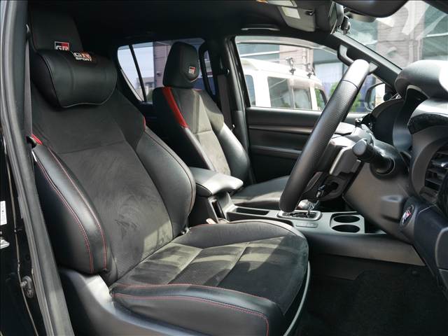トヨタ ハイラックス ２．４ Ｚ ＧＲスポーツ ディーゼルターボ ４ＷＤ R5年 (九州・沖縄) 99