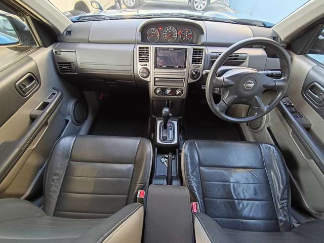 日産 エクストレイル ２．０ ＳＴＴ ４ＷＤ H17年 (九州・沖縄) 99