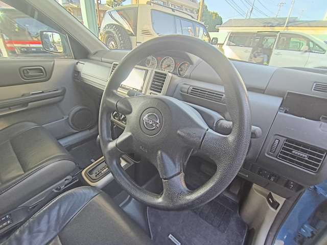 日産 エクストレイル ２．０ ＳＴＴ ４ＷＤ H17年 (九州・沖縄) 99