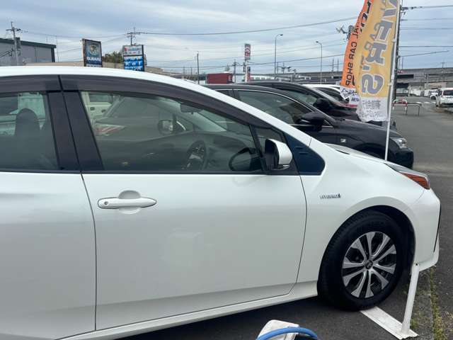 トヨタ プリウス １．８ Ｓ R1年 (九州・沖縄) 99