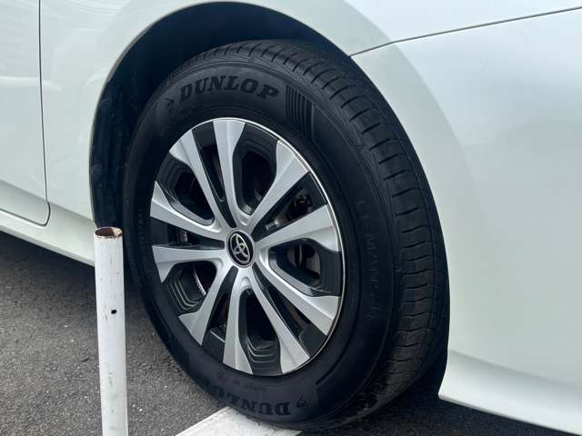 トヨタ プリウス １．８ Ｓ R1年 (九州・沖縄) 99