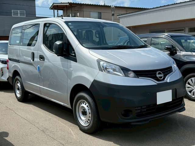 日産 ＮＶ２００バネットバン １．６ ＤＸ ４ＷＤ R7年 (甲信越・北陸) 99