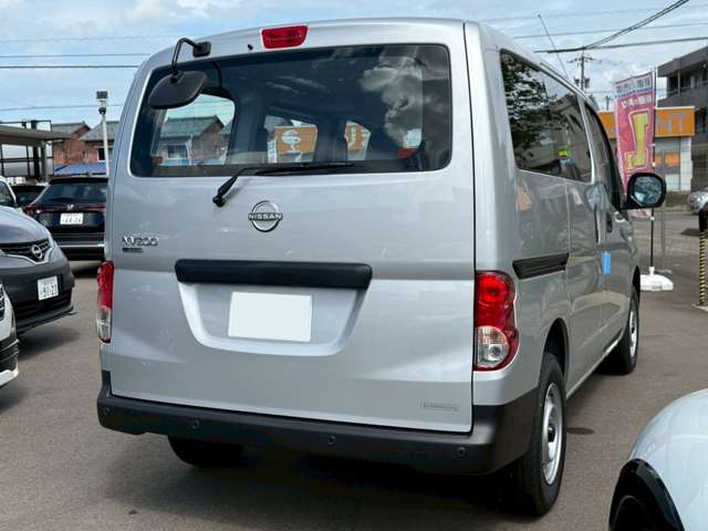日産 ＮＶ２００バネットバン １．６ ＤＸ ４ＷＤ R7年 (甲信越・北陸) 99