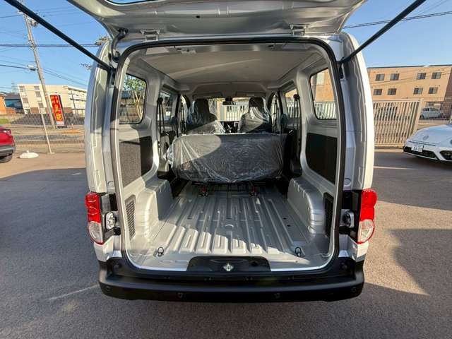 日産 ＮＶ２００バネットバン １．６ ＤＸ ４ＷＤ R7年 (甲信越・北陸) 99