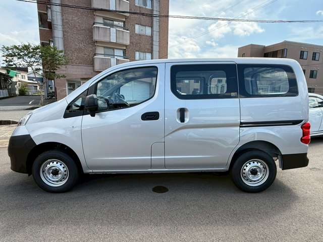 日産 ＮＶ２００バネットバン １．６ ＤＸ ４ＷＤ R7年 (甲信越・北陸) 99