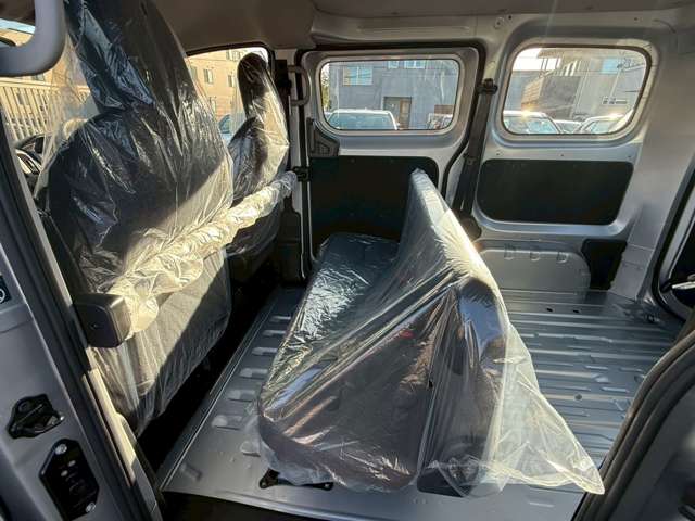 日産 ＮＶ２００バネットバン １．６ ＤＸ ４ＷＤ R7年 (甲信越・北陸) 99
