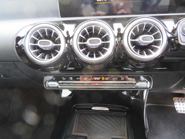 メルセデスベンツ Ａクラス Ａ１８０ スタイル ＡＭＧライン R1年 (甲信越・北陸) 99