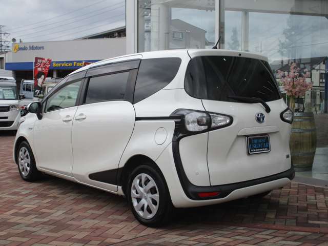 トヨタ シエンタ　ハイブリッド ハイブリッド １．５ Ｇ H27年 (甲信越・北陸) 99