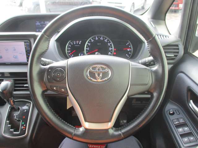トヨタ ヴォクシー ２．０ ＺＳ H27年 (甲信越・北陸) 99