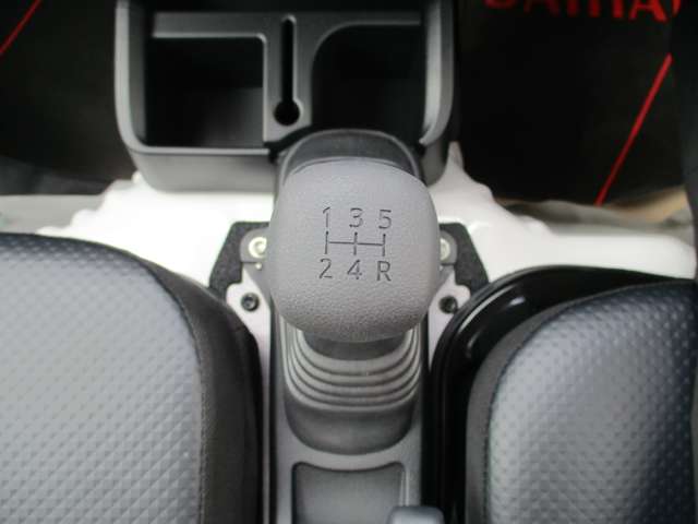 ダイハツ ハイゼットトラック ６６０ スタンダード 農用スペシャル ３方開 ４ＷＤ R8年 (甲信越・北陸) 99
