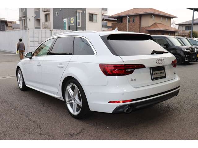 アウディ Ａ４　アバント ２．０ ＴＦＳＩ クワトロ スポーツ Ｓラインパッケージ ４ＷＤ H30年 (甲信越・北陸) 99
