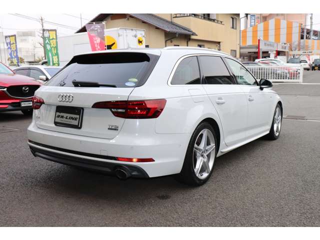 アウディ Ａ４　アバント ２．０ ＴＦＳＩ クワトロ スポーツ Ｓラインパッケージ ４ＷＤ H30年 (甲信越・北陸) 99