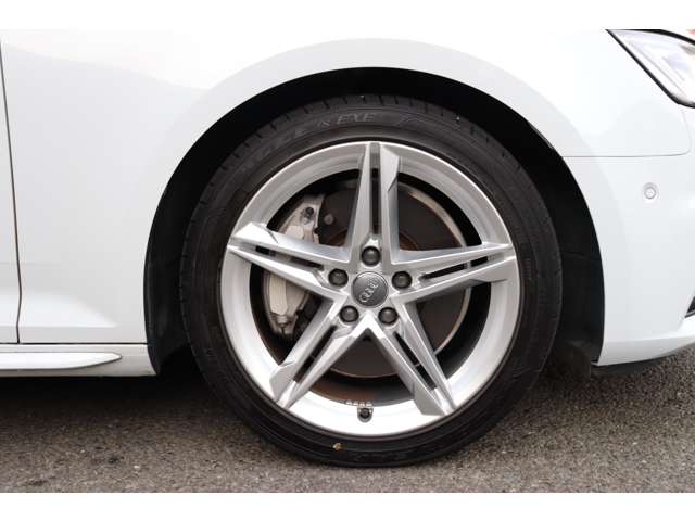 アウディ Ａ４　アバント ２．０ ＴＦＳＩ クワトロ スポーツ Ｓラインパッケージ ４ＷＤ H30年 (甲信越・北陸) 99