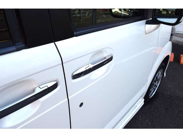 ホンダ Ｎ　ＢＯＸ ６６０ カスタムＧ Ｌパッケージ ４ＷＤ H28年 (東北) 99