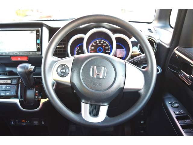 ホンダ Ｎ　ＢＯＸ ６６０ カスタムＧ Ｌパッケージ ４ＷＤ H28年 (東北) 99