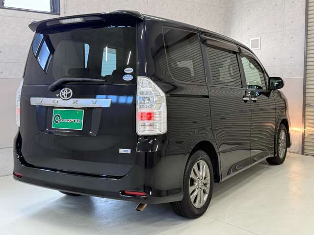 トヨタ ヴォクシー ２．０ ＺＳ 煌 H23年 (東北) 99