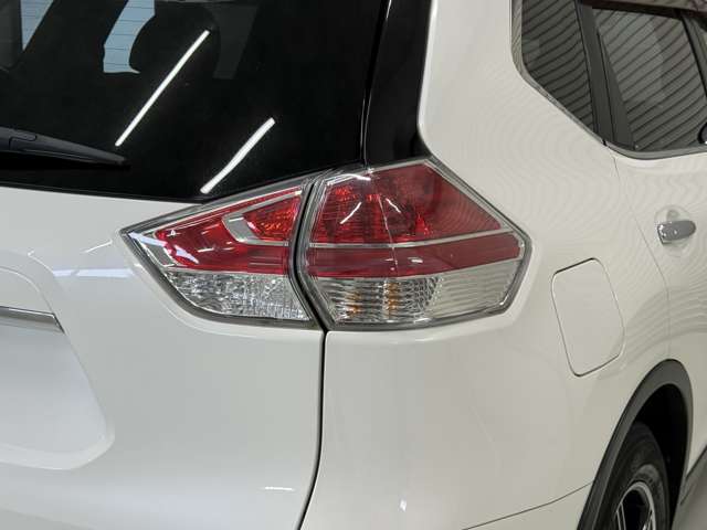 日産 エクストレイル ２．０ ２０Ｘ エマージェンシーブレーキパッケージ ３列車 ４ＷＤ H26年 (東北) 99