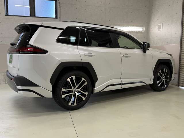 トヨタ ＲＡＶ４ ２．５ Ｚ Ｅ－ＦＯＵＲ ４ＷＤ R8年 (東北) 99