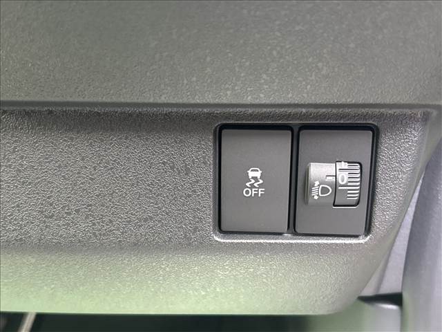 ホンダ Ｎ　ＢＯＸ カスタム ６６０ R7年 (東北) 99