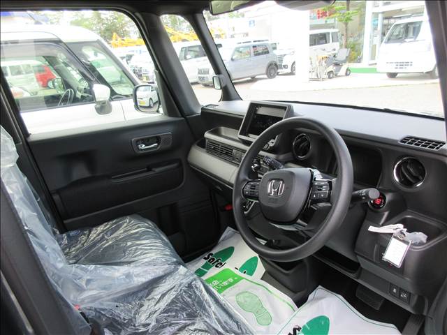 ホンダ Ｎ　ＢＯＸ カスタム ６６０ ４ＷＤ R8年 (東北) 99