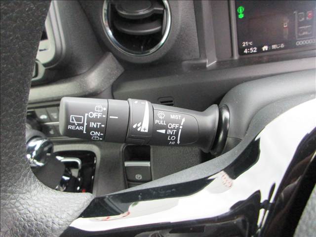 ホンダ Ｎ　ＢＯＸ カスタム ６６０ ４ＷＤ R8年 (東北) 99