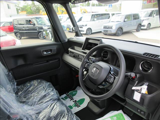 ホンダ Ｎ　ＢＯＸ カスタム ６６０ ４ＷＤ R8年 (東北) 99