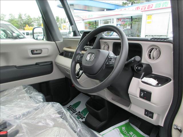 ホンダ Ｎ　ＢＯＸ ６６０ ファッションスタイル モノトーン ４ＷＤ R8年 (東北) 99