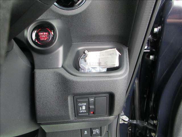 ホンダ Ｎ　ＢＯＸ カスタム ６６０ ４ＷＤ R8年 (東北) 99