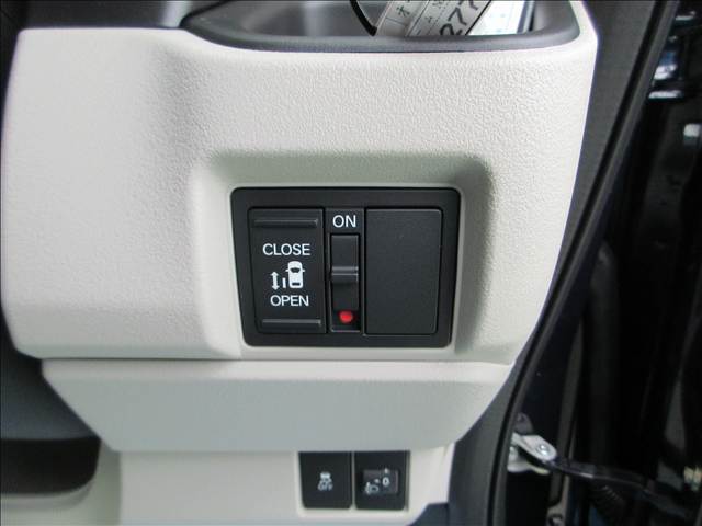 ホンダ Ｎ　ＢＯＸ ６６０ R8年 (東北) 99