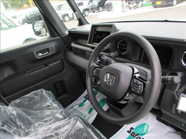 ホンダ Ｎ　ＢＯＸ カスタム ６６０ ４ＷＤ R7年 (東北) 99
