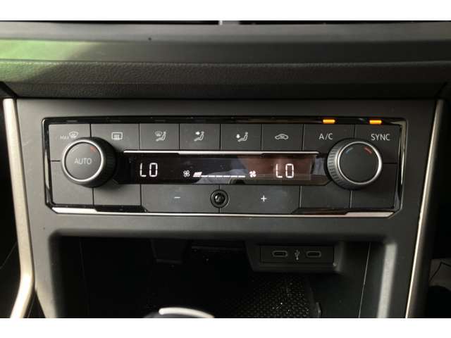 フォルクスワーゲン ポロ ＴＳＩ　コンフォートライン R3年 (東北) 99