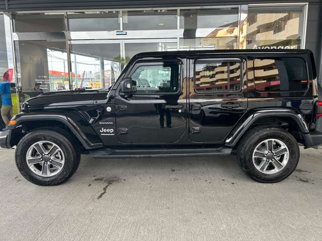 ジープ ラングラー　アンリミテッド アンリミテッド サハラ ２．０Ｌ ４ＷＤ R5年 (東北) 99