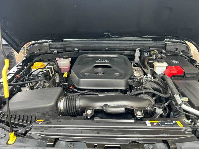 ジープ ラングラー　アンリミテッド アンリミテッド サハラ ２．０Ｌ ４ＷＤ R5年 (東北) 99