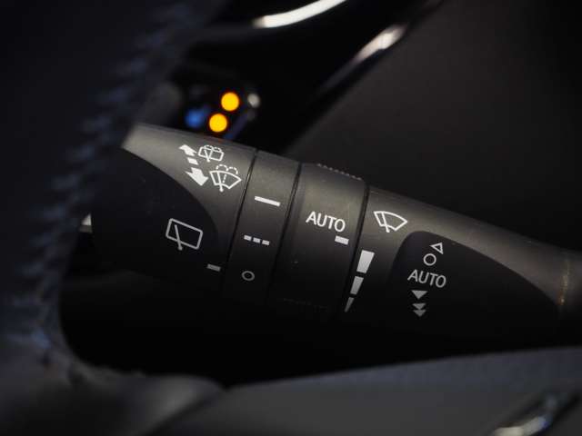 トヨタ Ｃ−ＨＲ ハイブリッド １．８ Ｇ モード ネロ セーフティ プラス R3年 (東北) 99