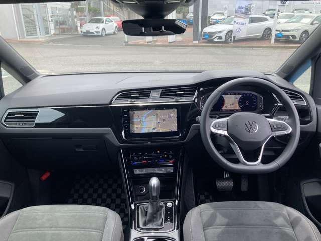 フォルクスワーゲン ゴルフトゥーラン ＴＳＩ　Ｒライン R7年 (東北) 99